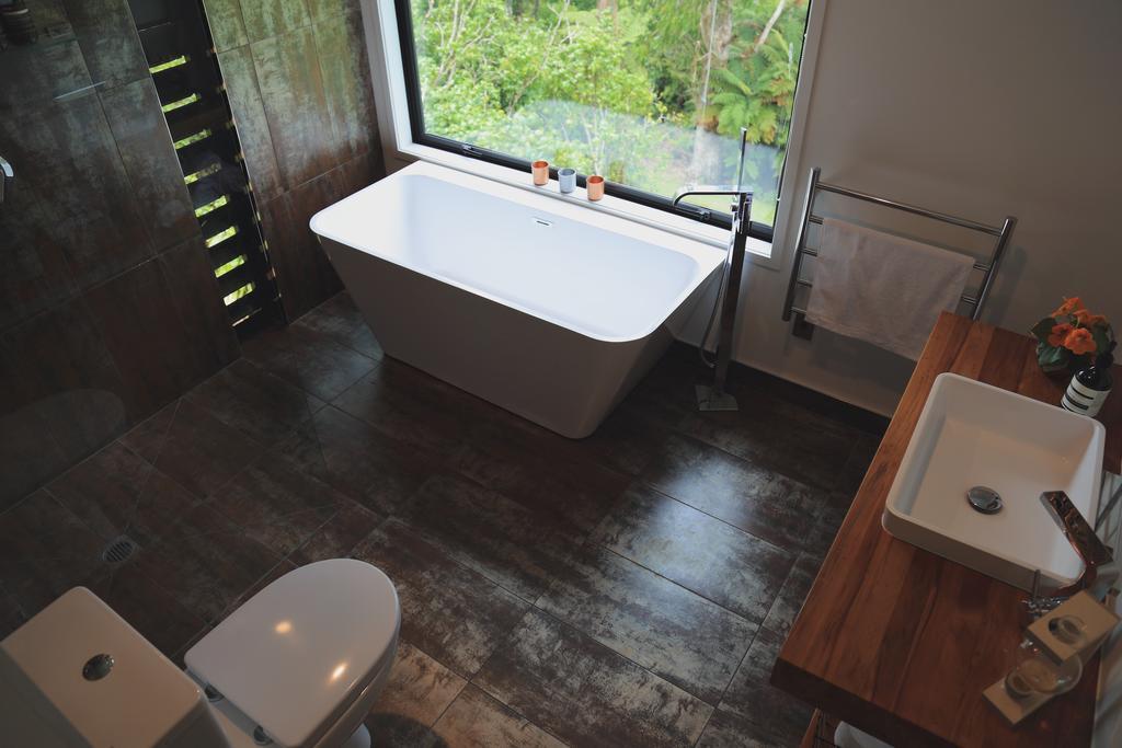 Villa Amongst The Nikau Waihi Exterior foto